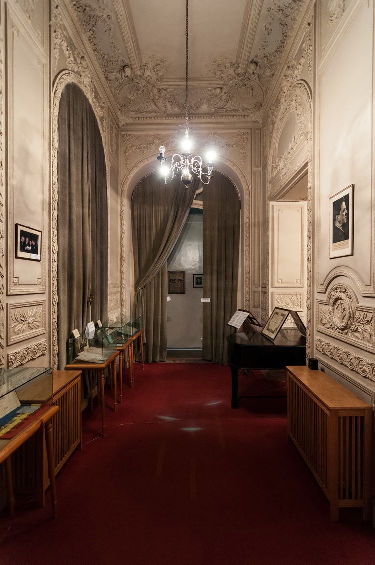 Palatul Cantacuzino - muzeul G. Enescu interior (6)